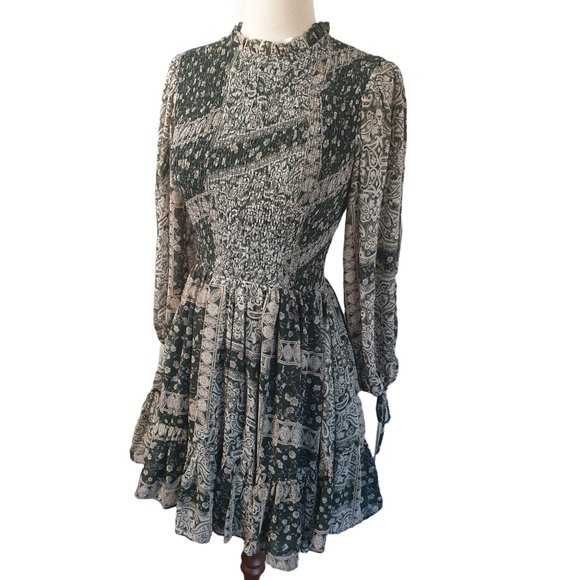 Indikah | Size 6 | Long Sheer Sleeve Relaxed Short Dress w Elastic Waist Lined - Picture 4 of 10